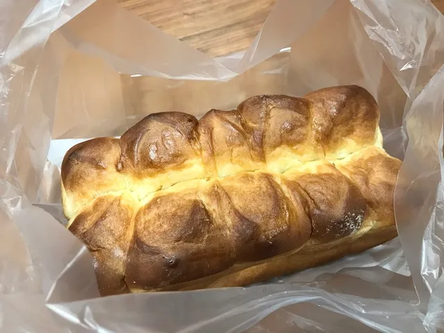 袋の中のホテル食パン
