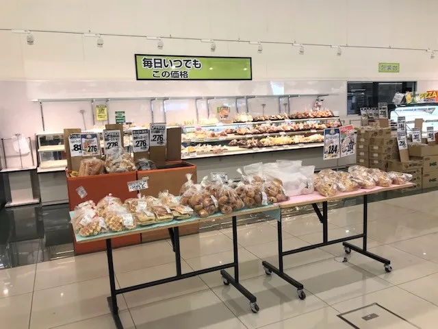 13時のパン売り場の様子（全体）